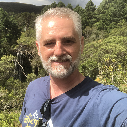 Seguro Aventura Logo